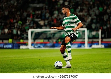 火箭三巨头74分守住主场，史密斯18+7回报乌度卡，谢泼德遭遇劲敌